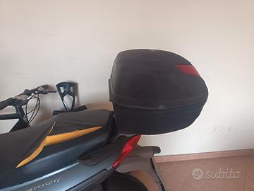 scooter aprilia 200 sportcity