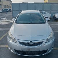 Opel Astra J 2012 1.7 TD Demolita - Per Ricambi