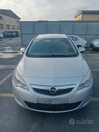 Opel Astra J 2012 1.7 TD Demolita - Per Ricambi