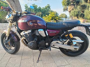 SUZUKI GSX 750 INAZUMA 
