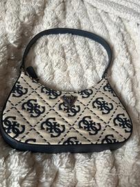 Borsa Guess originale: stile iconico ed elegante.