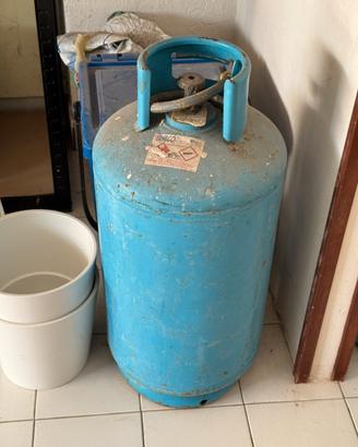 2 bombole gas vuote r