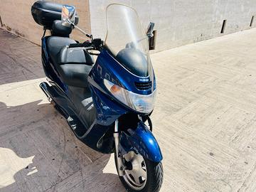 Suzuki Burgman 250
