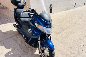 Suzuki Burgman 250