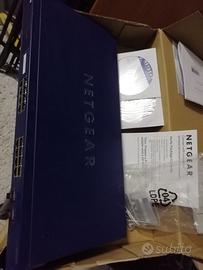SWITCH GIGABIT 16 o 24 PORTE NETGEAR PROSAFE