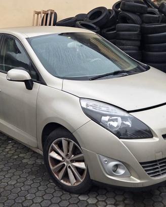 Renault Grand Scenic 1.9 dci 130Cv 7POSTI *FUSA*