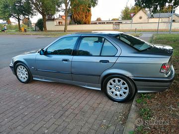 BMW ANNO 1993
