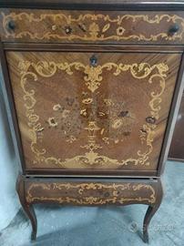 Mobile bar in stile 'maggiolino'