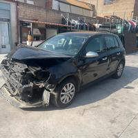 Ricambi usati per VOLKSWAGEN GOLF 6 1.6 TDI 105 CV