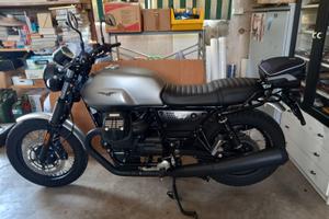 MOTO GUZZI V7III ROUGH