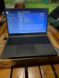HP 250 G10 i7