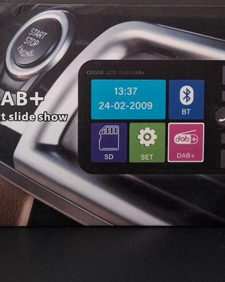 Radio DAB+ per auto.