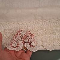 Set asciugamani in fiandra con pizzo