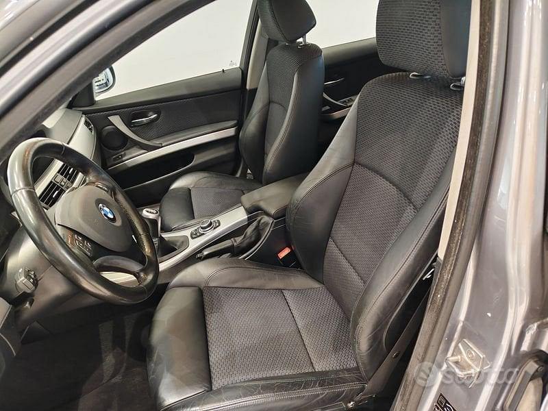 BMW 3 Series 2009 photo 5
