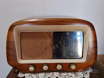 Radio più sedia