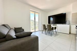 Bilocale completamente ristrutturato ed arredato