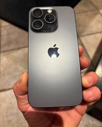 iPhone 15 pro 256 gb