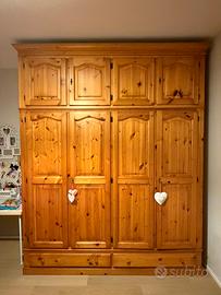 Mobile camera in legno