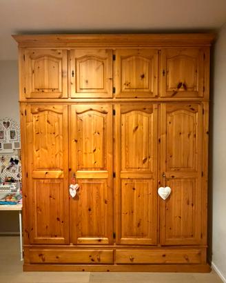 Mobile camera in legno