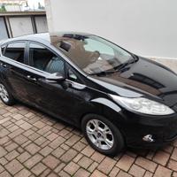 Ford Fiesta 1.6 Tdci 95CV 5 porte Titanium