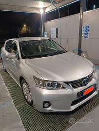 Lexus CT 200h