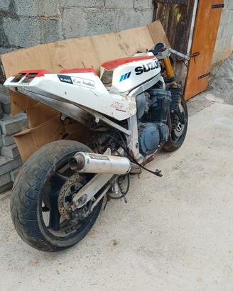 Suzuki Gsx 1100 R  uso ricambi