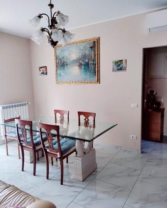 TRILOCALE FINEMENTE RISTRUTTURATO 