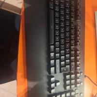 tastiera logitech