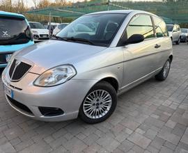 Lancia Ypsilon 1.4 Argento Ecochic GPL