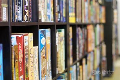 Giochi da tavolo, nuovi o aperti