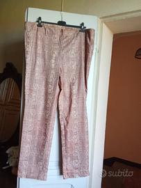 Pantaloni in ecopelle elasticizzato lunghezza 108c