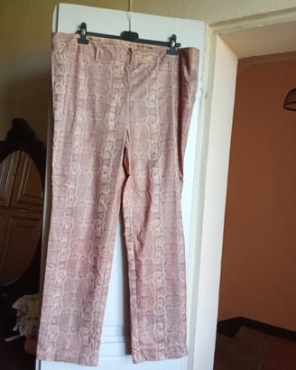 Pantaloni in ecopelle elasticizzato lunghezza 108c