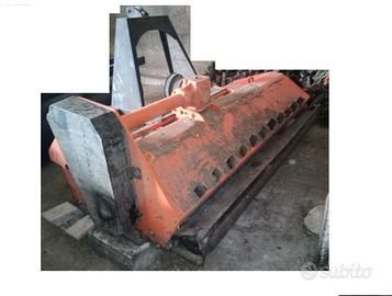 Trincia per trattore marca rinieri