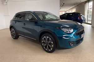 Fiat 600 Hybrid 145 CV DCT MHEV La Prima II Km 150