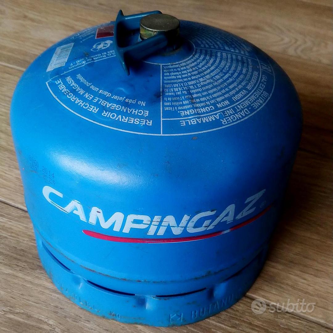 CAMPINGAZ BOMBOLA PER BUTANO 1,8 KG R904 VUOTA - Sports In vendita a Milano