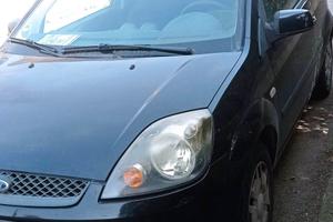 Ford fiesta (leggi)