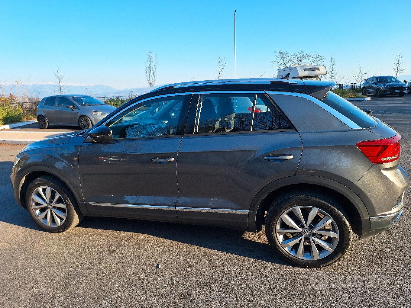 Volkswagen T-Roc 2019 photo 2