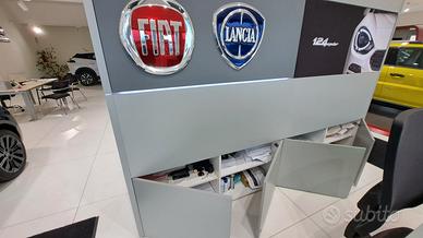 mobile reception/desk concessionaria/ufficio