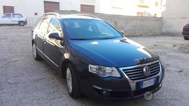 VOLKSWAGEN Passat 6ª serie - 2006