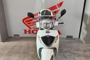 Honda SH 150 .