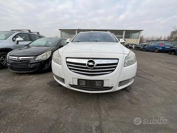 OPEL INSIGNA A 2010 PER RICAMBI