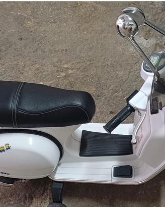 Moto elettrica bambina