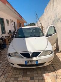 Lancia Y serie 2001