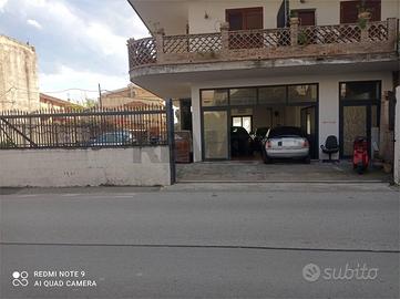 Locale Commerciale - Taormina