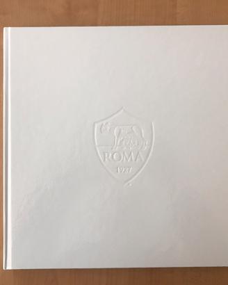 AS ROMA 2015/2016 Official Photobook