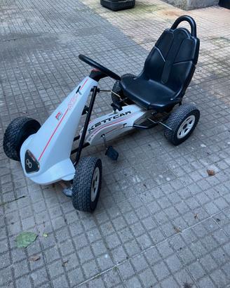 Automobilina Kettler a pedali