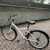 Bicicletta btwin da ragazzo/a