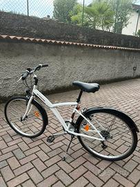 Bicicletta btwin da ragazzo/a