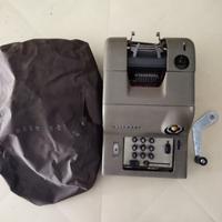 Calcolatrice meccanica Olivetti Vintage Antica