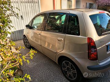 lancia musa 1300 mjt